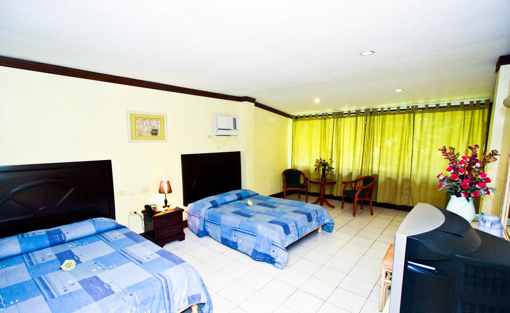 Bohol La Roca Hotel Totolan ภายนอก รูปภาพ