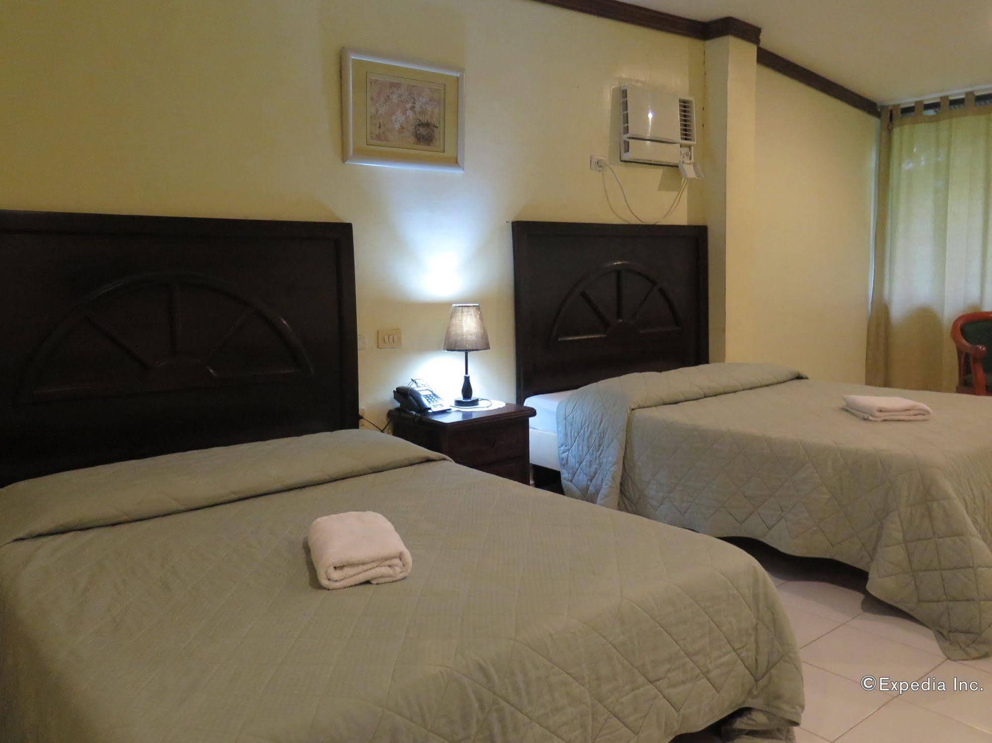 Bohol La Roca Hotel Totolan ภายนอก รูปภาพ
