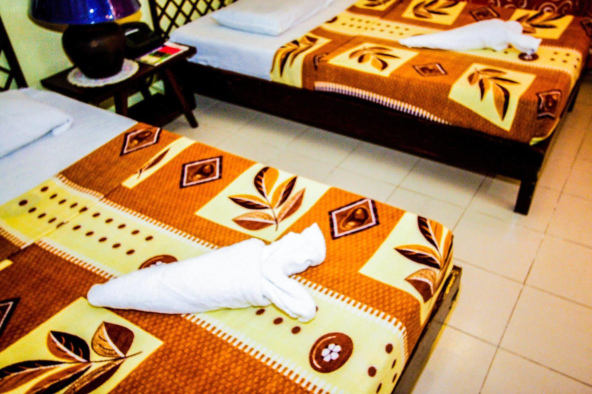 Bohol La Roca Hotel Totolan ภายนอก รูปภาพ